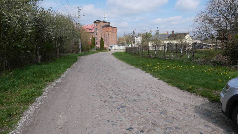 P1005772